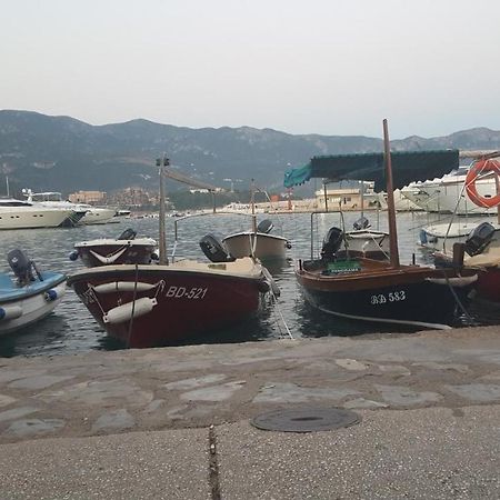 Hibiscus Guest House 부드바 외부 사진