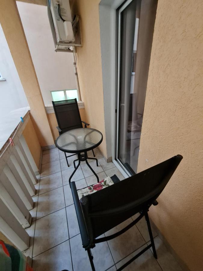 Hibiscus Guest House 부드바 외부 사진
