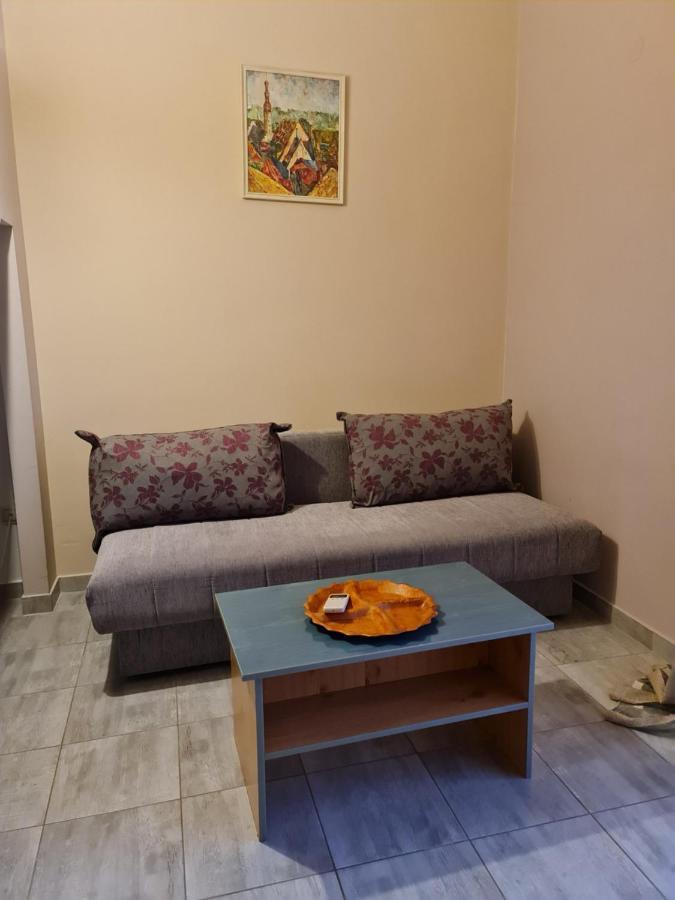 Hibiscus Guest House 부드바 외부 사진