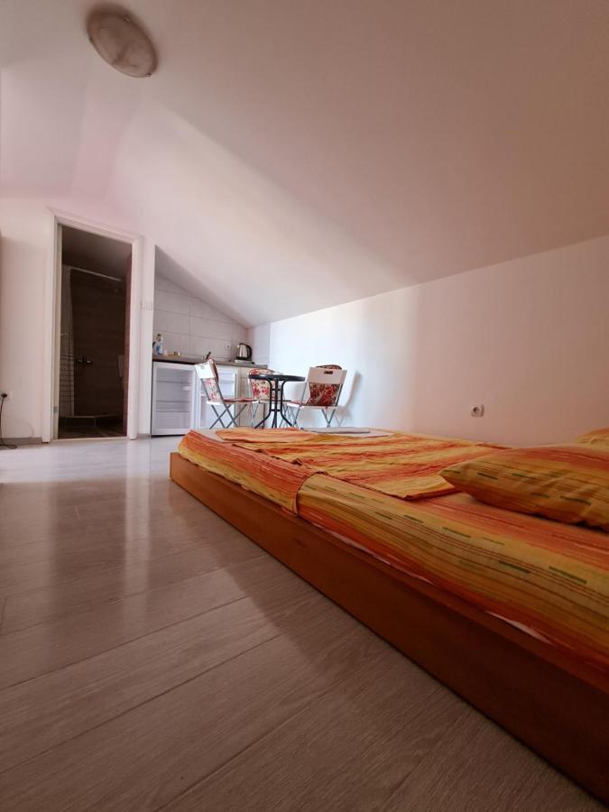 Hibiscus Guest House 부드바 외부 사진