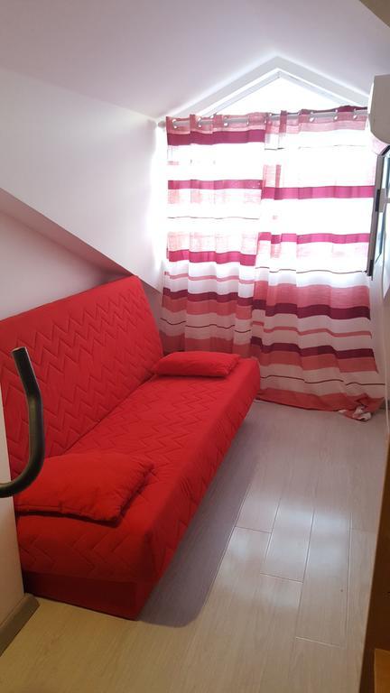 Hibiscus Guest House 부드바 외부 사진